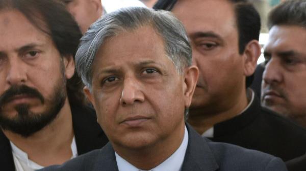 巴基斯坦司法部长表示，巴基斯坦将调查军队干预司法的行为
